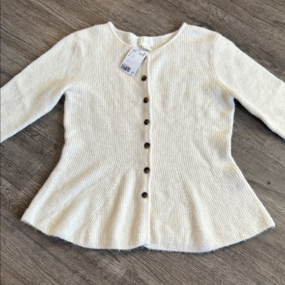 H&M Sweaters - H&M Ribbed Button-Up Cardigan
